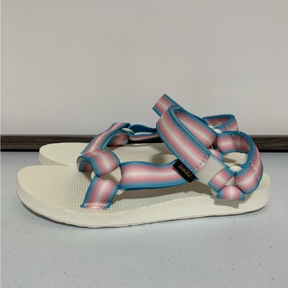 Teva Women's Original Universal Gradiate Sandal-Size 6 - Picture 3 of 11